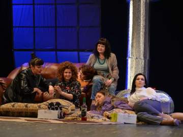 Л. Каннингем. «Красотки, или о чём говорят женщины»