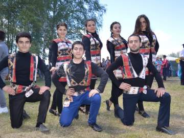 Фестиваль «В семье единой»