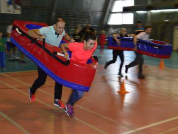 Спортивный праздник «Мама, папа, я - спортивная семья!»