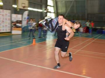 Спортивный праздник «Мама, папа, я - спортивная семья!»