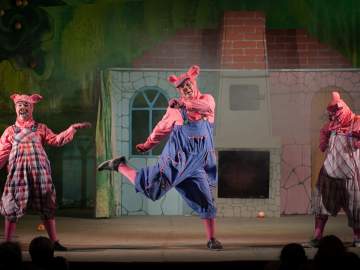 Три поросёнка