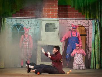 Три поросёнка